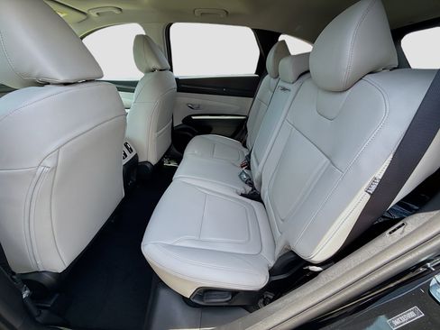 New 2026 Hyundai Tucson SEL FWD image 18