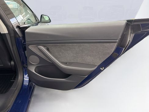 Used 2023 Tesla Model 3 Standard Range RWD image 31