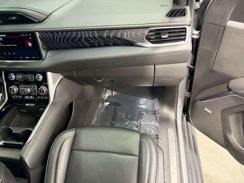 Used 2023 GMC Yukon Denali image 18