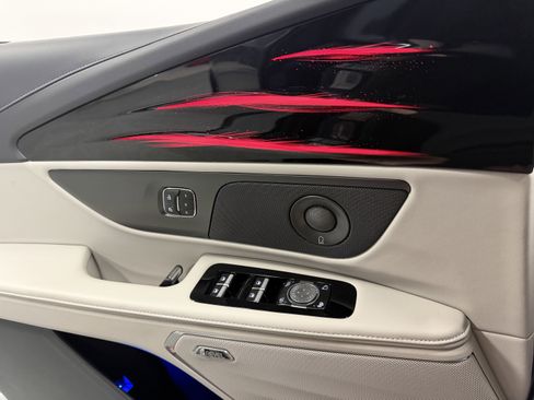 New 2026 Lincoln Nautilus Premier w/ Equipment Group 102A image 18