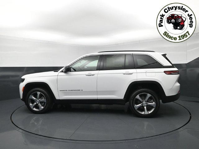 New 2026 Jeep Grand Cherokee Limited AWD/4WD image 3