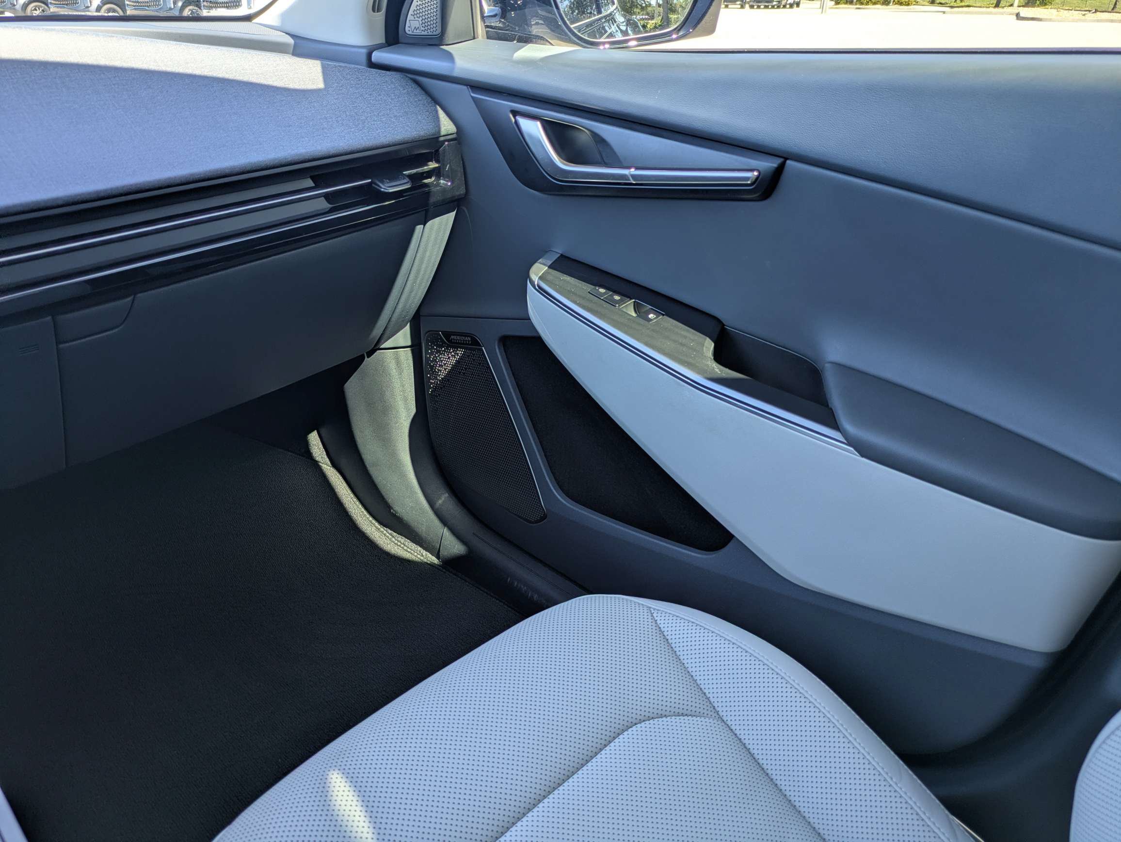 Certified 2022 Kia EV6 Wind RWD image 17
