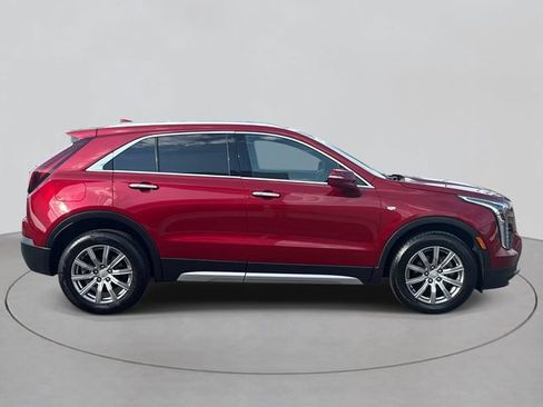 Certified 2023 Cadillac XT4 Premium Luxury w/ Cold Weather Package AWD/4WD image 4