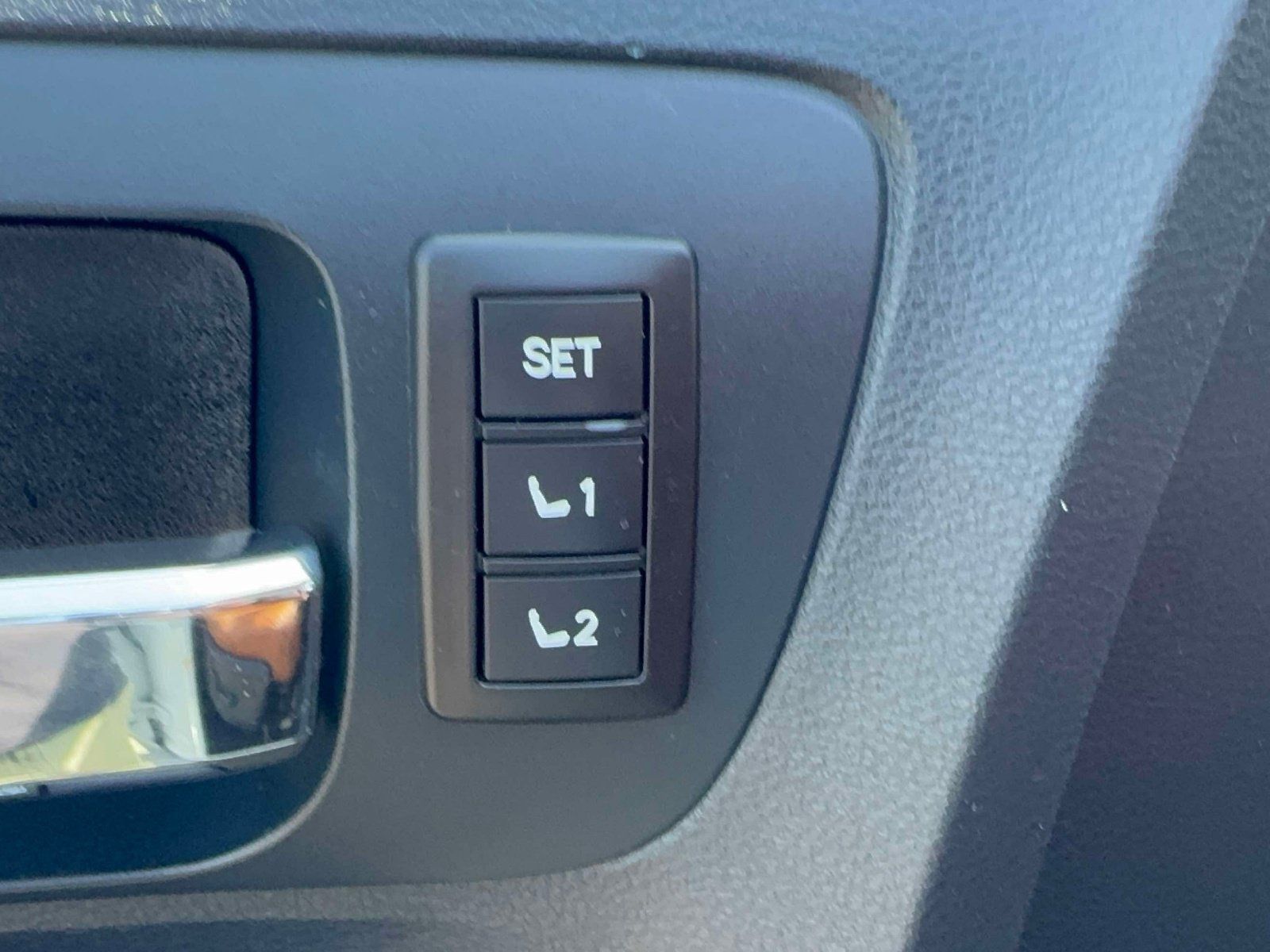 Used 2016 Toyota Tundra 1794 Edition AWD/4WD image 18
