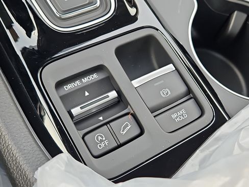 New 2026 Honda Pilot Touring image 17