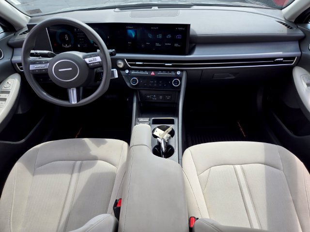 Used 2025 Hyundai Sonata SEL FWD image 14