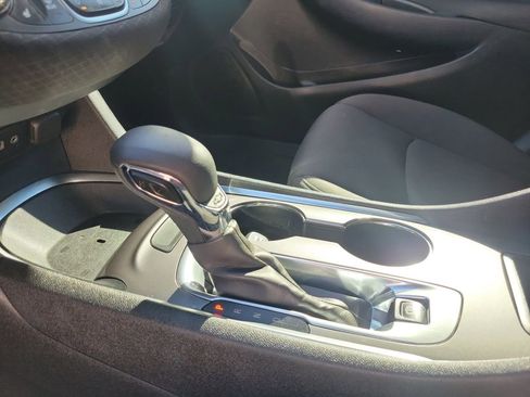 Used 2022 Chevrolet Malibu LT image 31