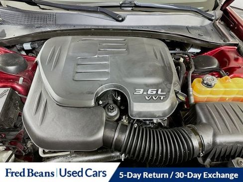 Used 2019 Chrysler 300 S image 31