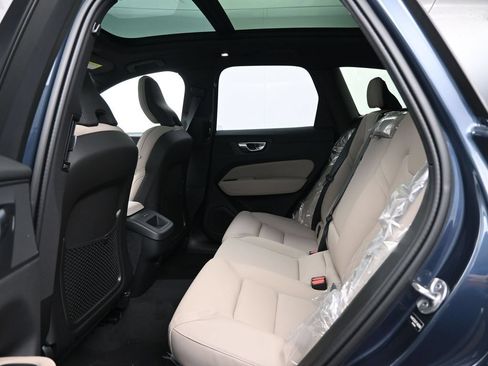 New 2026 Volvo XC60 B5 Plus w/ Climate Package AWD/4WD image 24