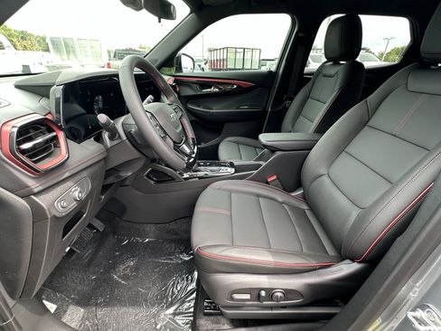 New 2026 Chevrolet TrailBlazer RS w/ Driver Confidence Package FWD image 29