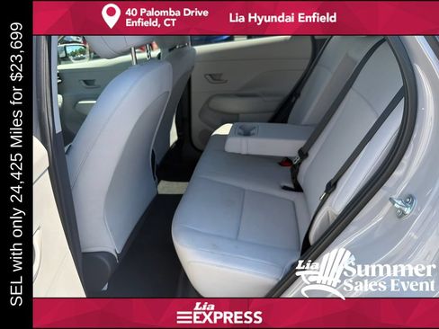 Used 2025 Hyundai Kona SEL AWD/4WD image 23