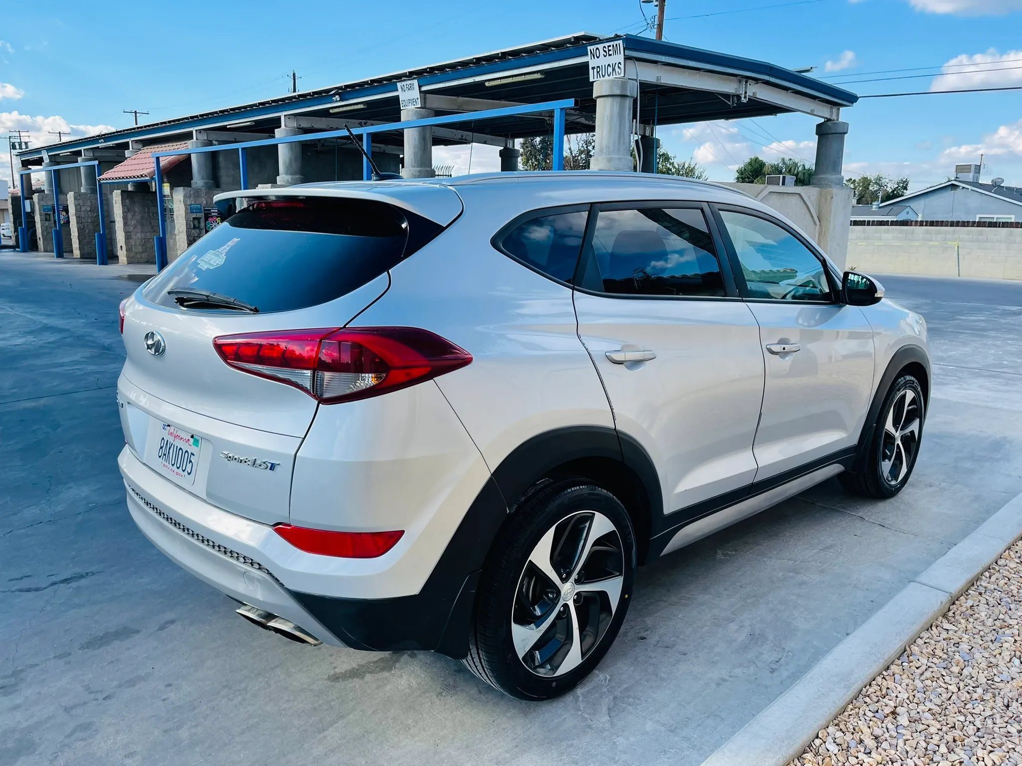 Used 2017 Hyundai Tucson Sport FWD image 5