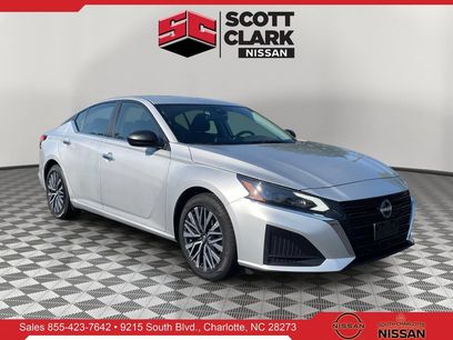 Used 2024 Nissan Altima 2.5 SV