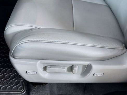 Used 2020 Toyota Sequoia Limited AWD/4WD image 21