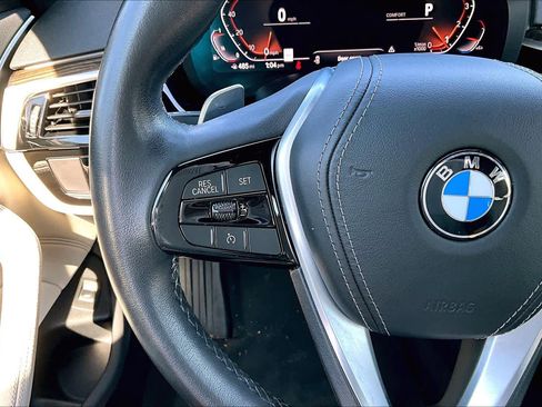 Used 2020 BMW 530i w/ Premium Package image 23