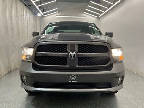 Used 2015 RAM 1500 Express AWD/4WD image 3