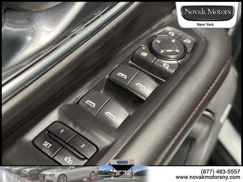 Used 2022 Chevrolet Tahoe RST w/ Luxury Package AWD/4WD image 21
