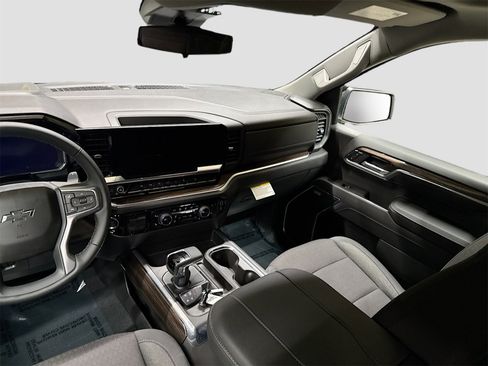 New 2026 Chevrolet Silverado 1500 LT Trail Boss w/ Safety Package image 24