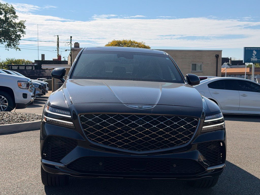 Used 2025 Genesis GV80 3.5T e-SC AWD/4WD image 8