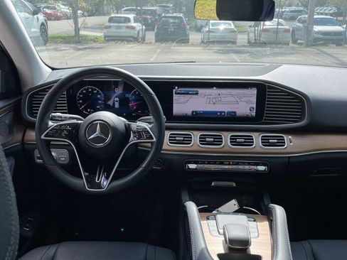 Used 2025 Mercedes-Benz GLE 350 4MATIC image 6