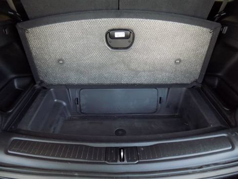 Used 2025 Jeep Grand Cherokee L Laredo RWD image 35
