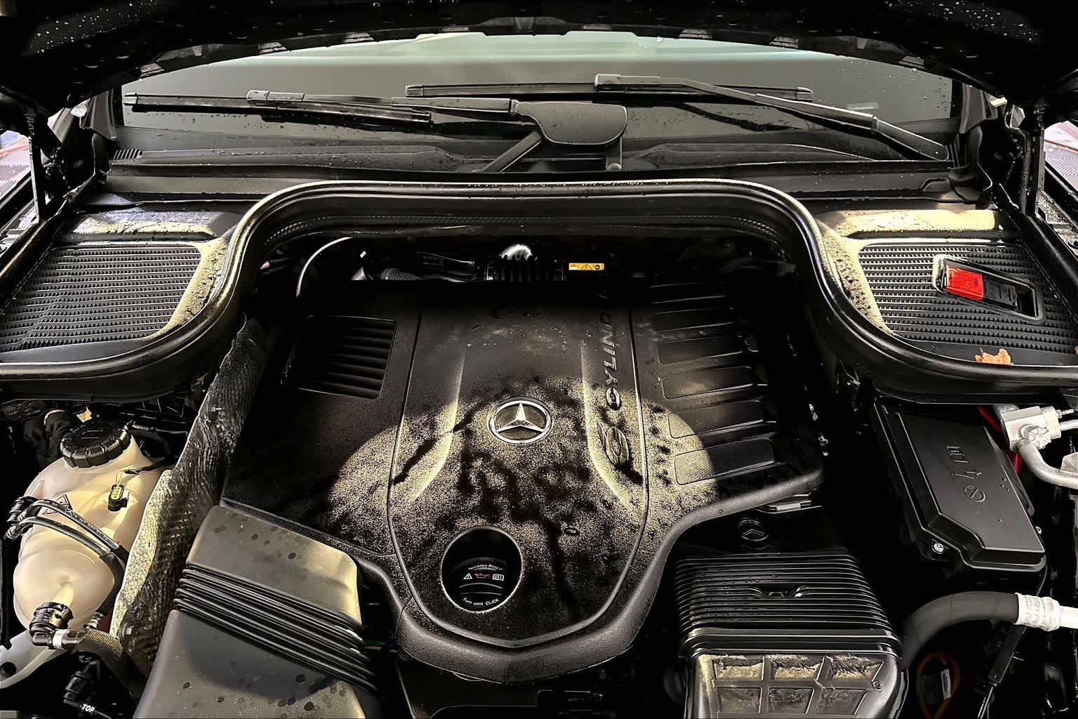 Used 2024 Mercedes-Benz GLS 450 4MATIC image 30