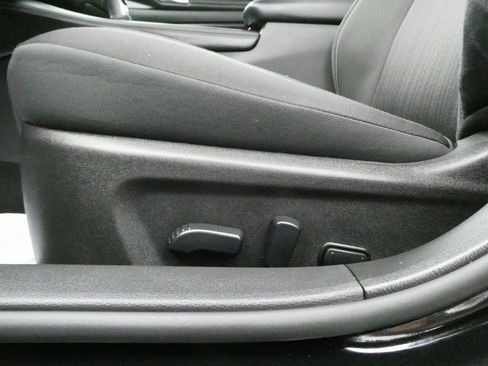 Used 2024 Nissan Altima 2.5 SV w/ SV Premium Package image 9