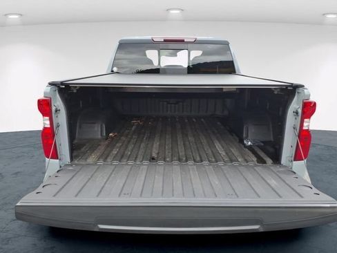 Used 2024 Chevrolet Silverado 1500 LT w/ Leather Package RWD image 11