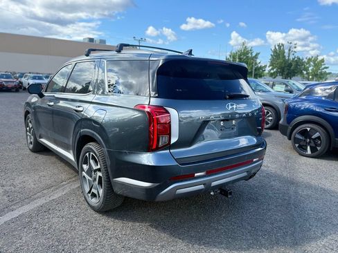 Used 2023 Hyundai Palisade SEL w/ Premium Package AWD/4WD image 3