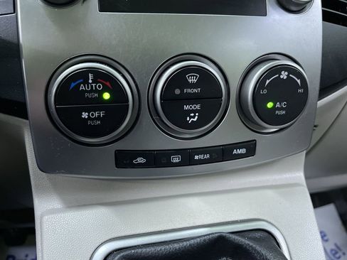 Used 2010 MAZDA MAZDA5 Sport image 21