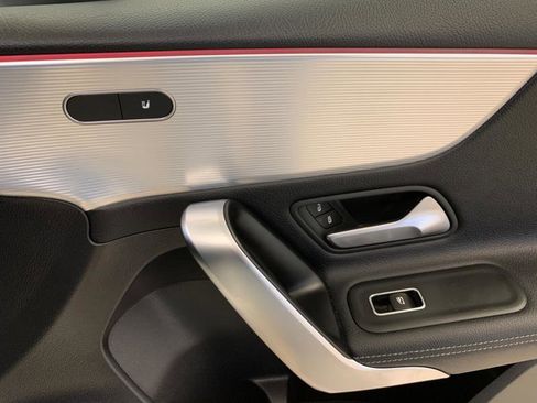 Used 2022 Mercedes-Benz A 220 4MATIC image 63