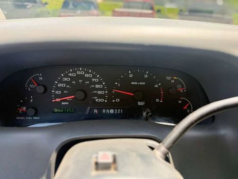 Used 2004 Ford F350 XL AWD/4WD image 13