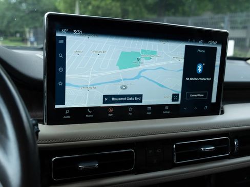 Used 2021 Lincoln Nautilus Reserve FWD image 25