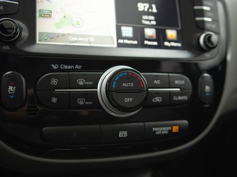 Used 2016 Kia Soul + w/ Primo Package image 9