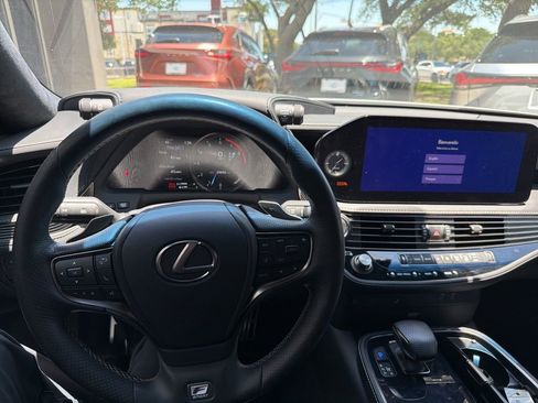 Certified 2023 Lexus LS 500 F Sport w/ Cold Weather Package (CK) RWD image 11