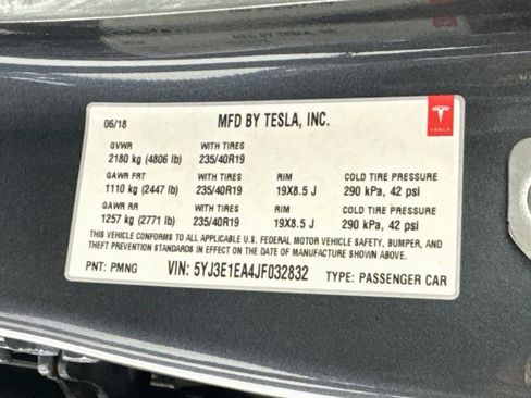 Used 2018 Tesla Model 3 Mid Range RWD image 46