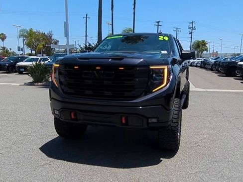 Used 2024 GMC Sierra 1500 Elevation w/ X31 Off-Road Package AWD/4WD image 3