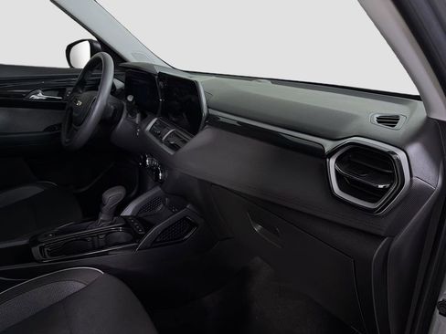 Used 2024 Chevrolet TrailBlazer LS w/ LS Convenience Package FWD image 30