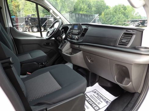Used 2025 Ford Transit 250 Low Roof w/ Exterior Upgrade Package RWD image 31