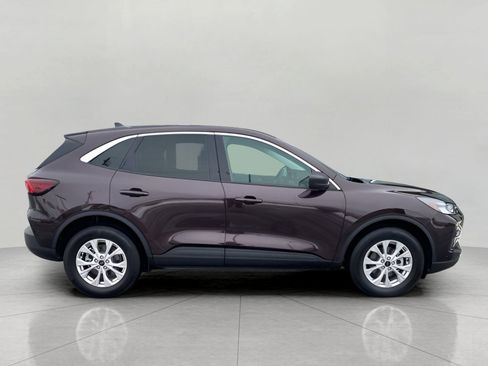 Used 2023 Ford Escape Active image 5