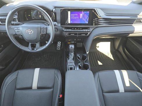 Certified 2025 Toyota Camry SE image 8
