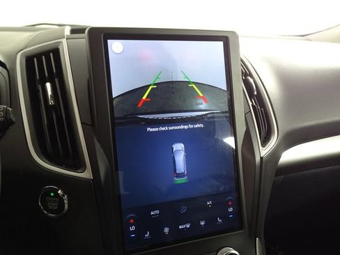 Used 2024 Ford Edge SEL AWD/4WD image 8