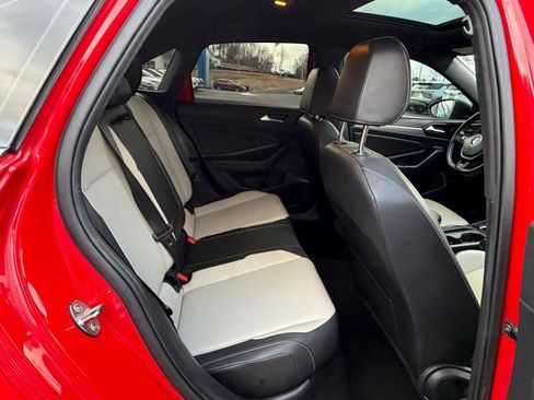 Used 2019 Volkswagen Jetta S image 27