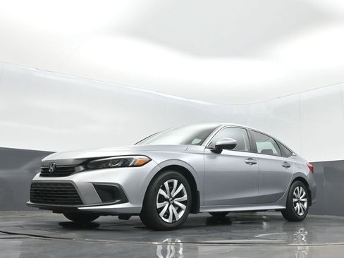 Used 2023 Honda Civic LX image 13