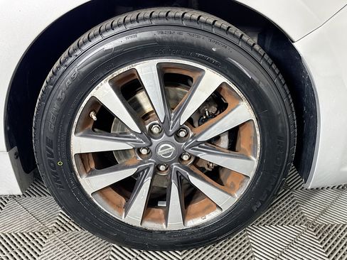 Used 2017 Nissan Altima 2.5 SV image 31