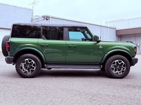Used 2025 Ford Bronco Outer Banks AWD/4WD image 8