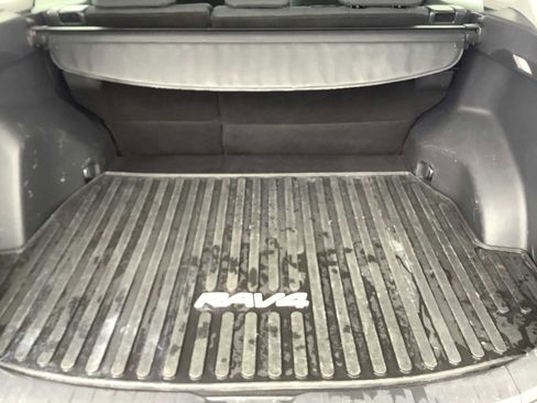 Used 2023 Toyota RAV4 LE AWD/4WD image 14