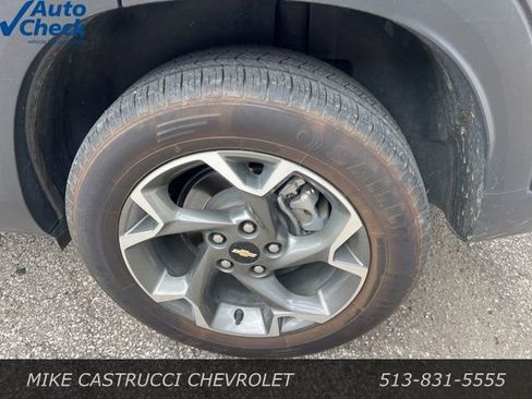 Used 2024 Chevrolet Trax LT FWD image 5