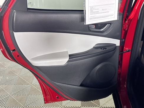 Used 2022 Hyundai Kona SEL w/ Cargo Package image 18