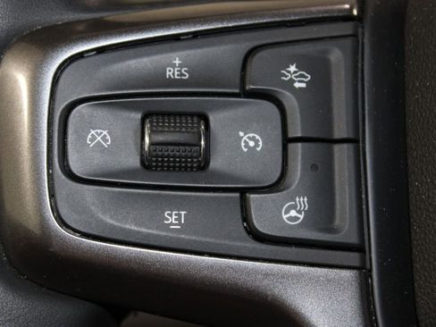 Used 2023 Chevrolet Silverado 1500 High Country w/ Technology Package AWD/4WD image 27